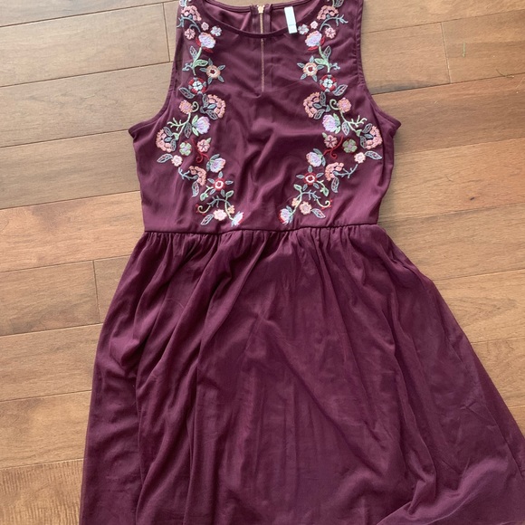 Xhilaration Large Maroon Dress with net and embroidery. Lovely! Worn once - Picture 1 of 11